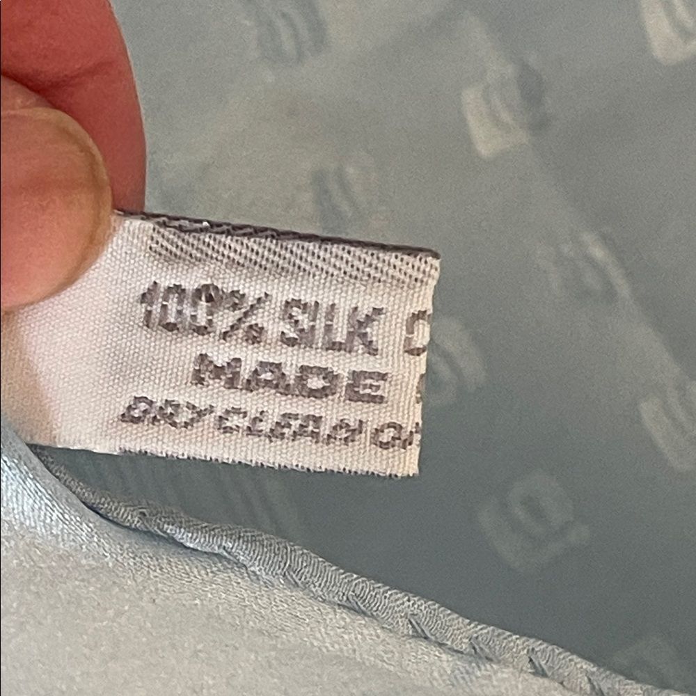 Light Blue Silk Patterned Scarf - Picture 5 of 7